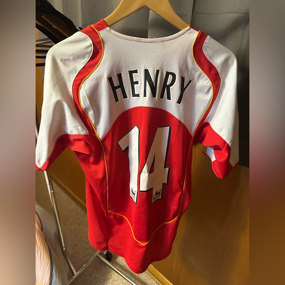 Thierry Henry Arsenal 2003/2004 Nike Kit
